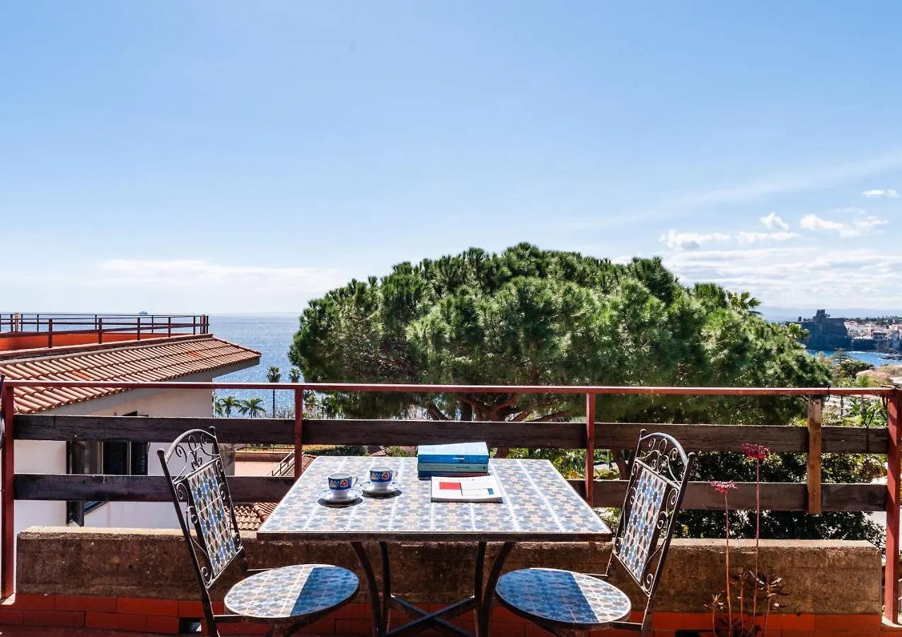 אצ'י קסטלו Alice Apartment With Terrace By Wonderful Italy